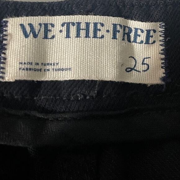 NWOT Free People We The Free Bluebell Low Rise Pleated Shorts - Picture 6 of 7